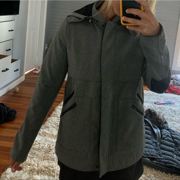 Fabletics shell coat - Picture 2 of 6